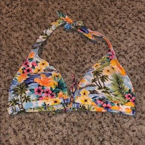 Body glove triangle top